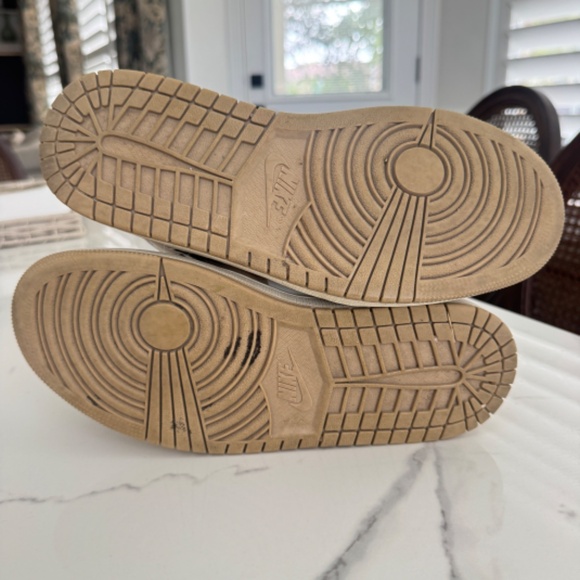 Nike Air Jordan 1 Mid in Camel and White size 7.5 - Picture 6 of 7